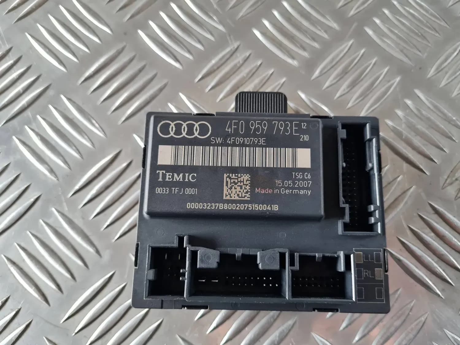 Блок за управление на комфорта AUDI A6 2008 - foto 2