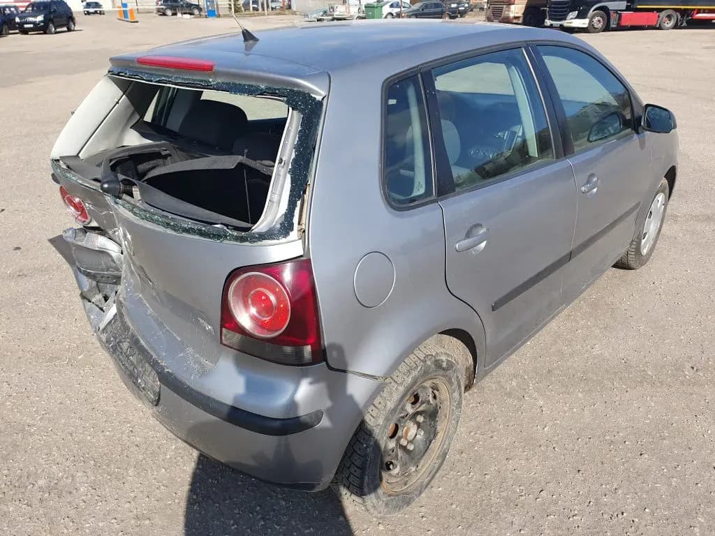 Снимка на разглобения автомобил 4