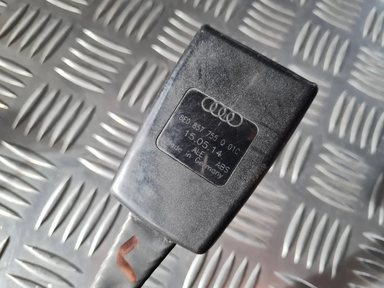 Ключалка на предния предпазен колан AUDI A6 2008 - foto 4