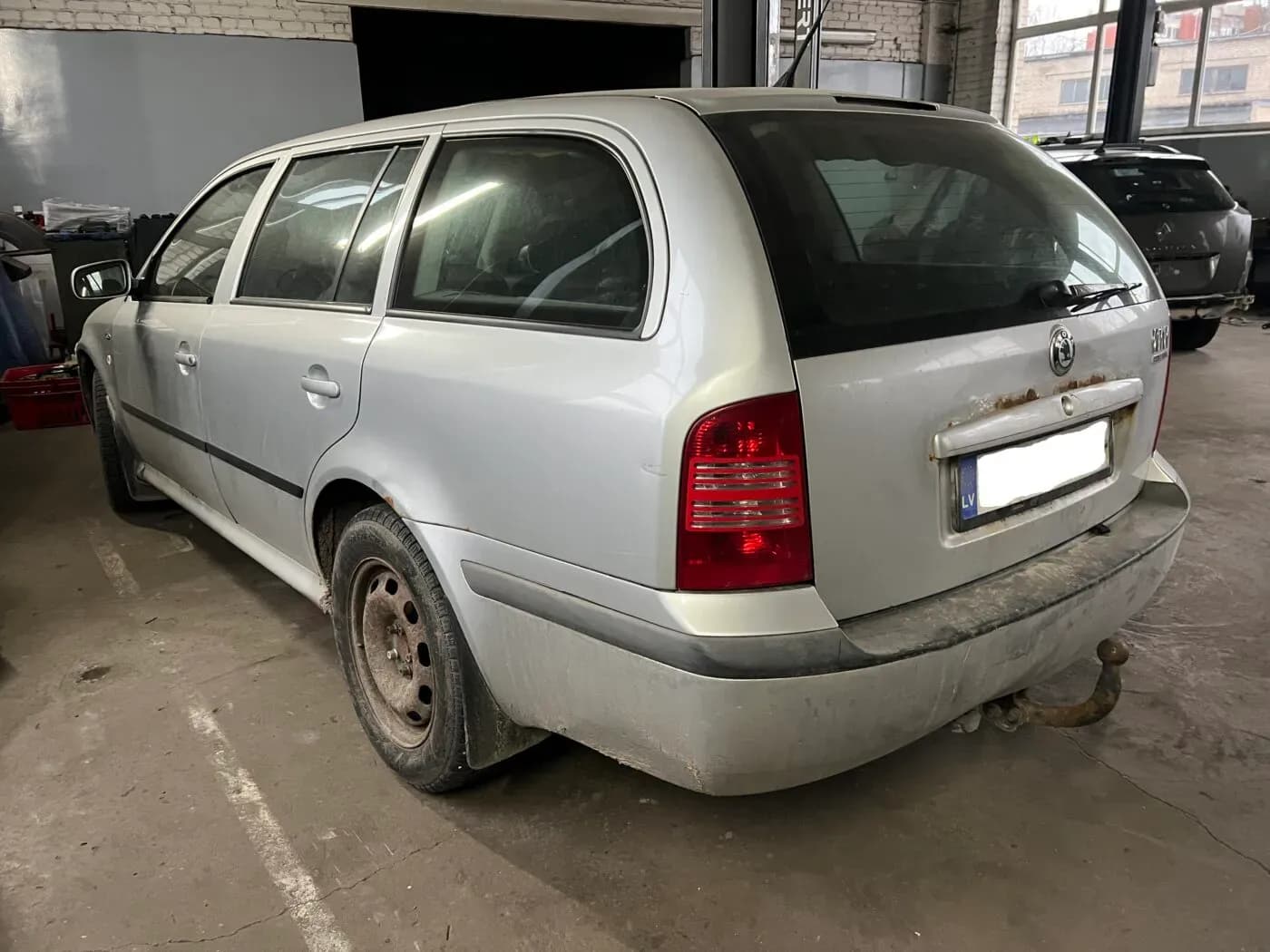 Снимка на разглобения автомобил 4