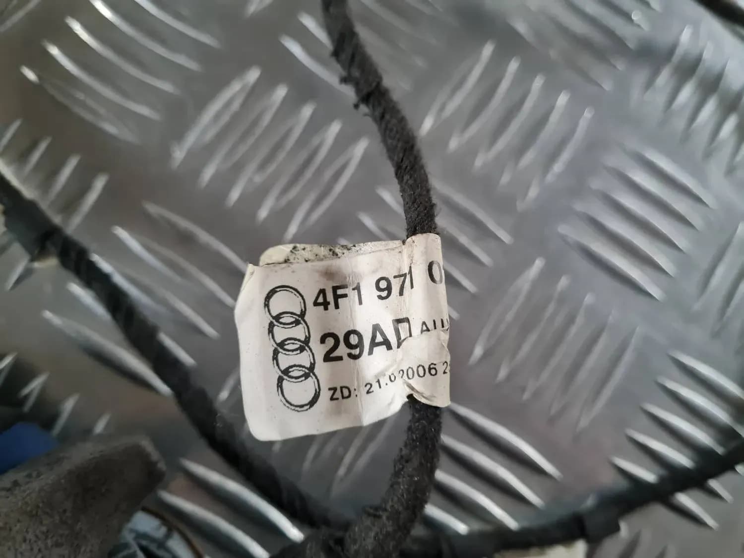 Проводници на вратата AUDI A6 2008 - foto 3