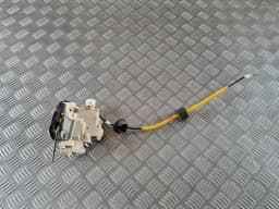 Заключване на задната лява врата AUDI A6 2008