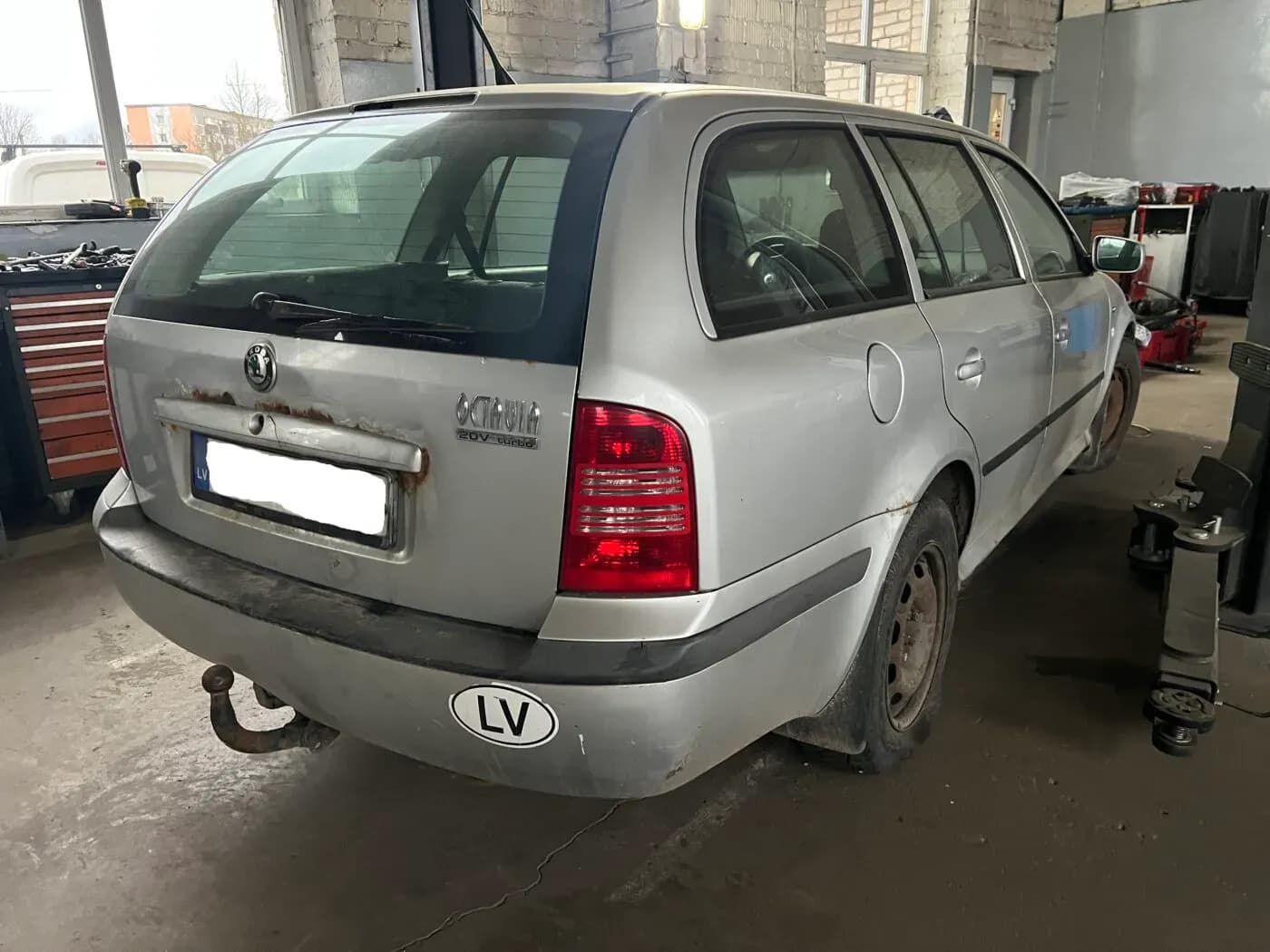 Снимка на разглобения автомобил 3