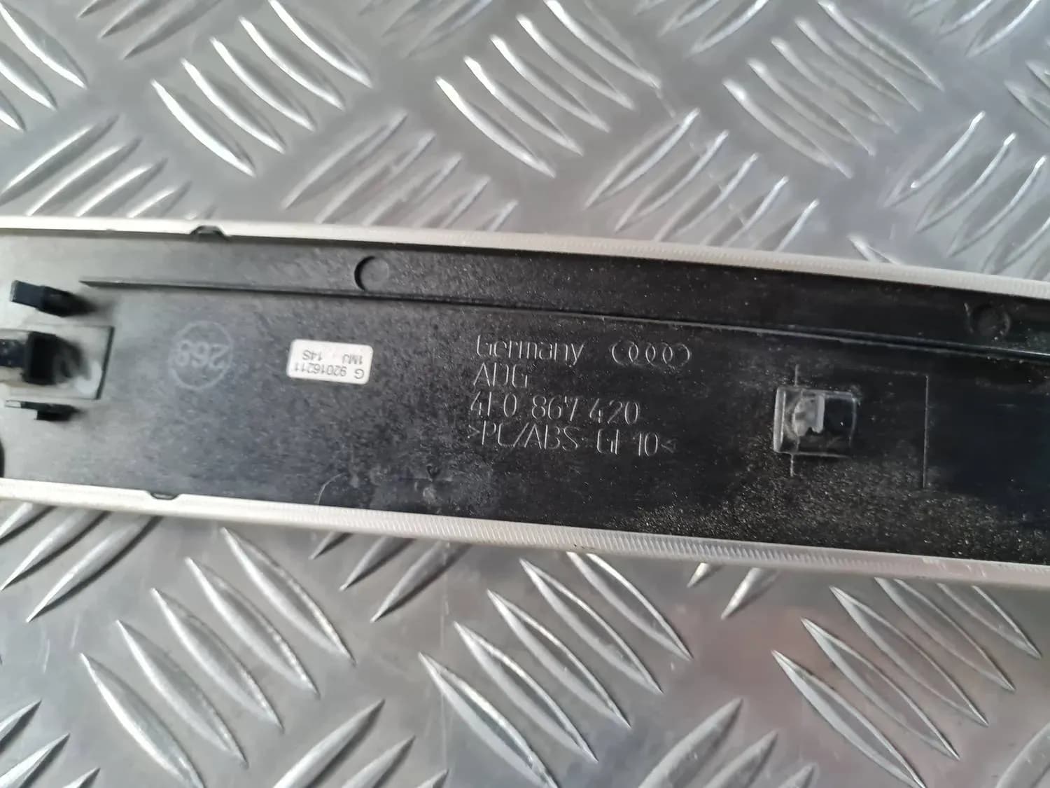 Тапицерия на вратите AUDI A6 2008 - foto 2