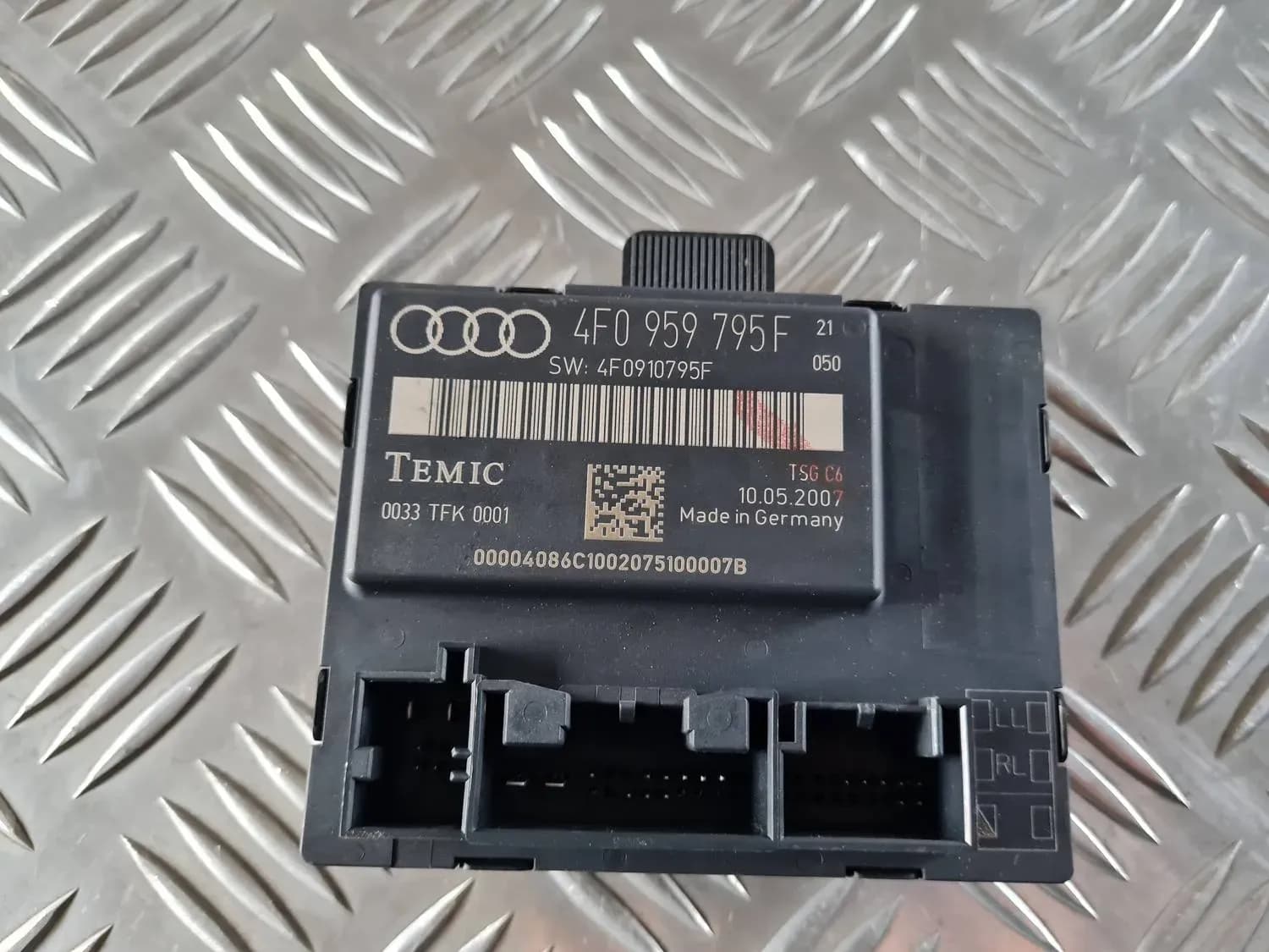 Блок за управление на комфорта AUDI A6 2008 - foto 2