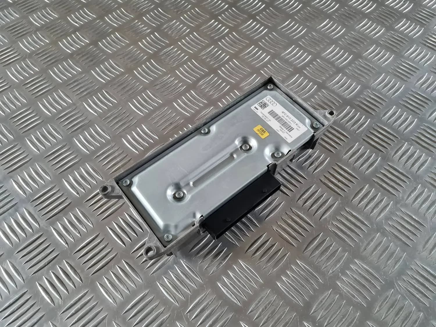 Блок за усилване на звука AUDI A6 2008 - foto 4