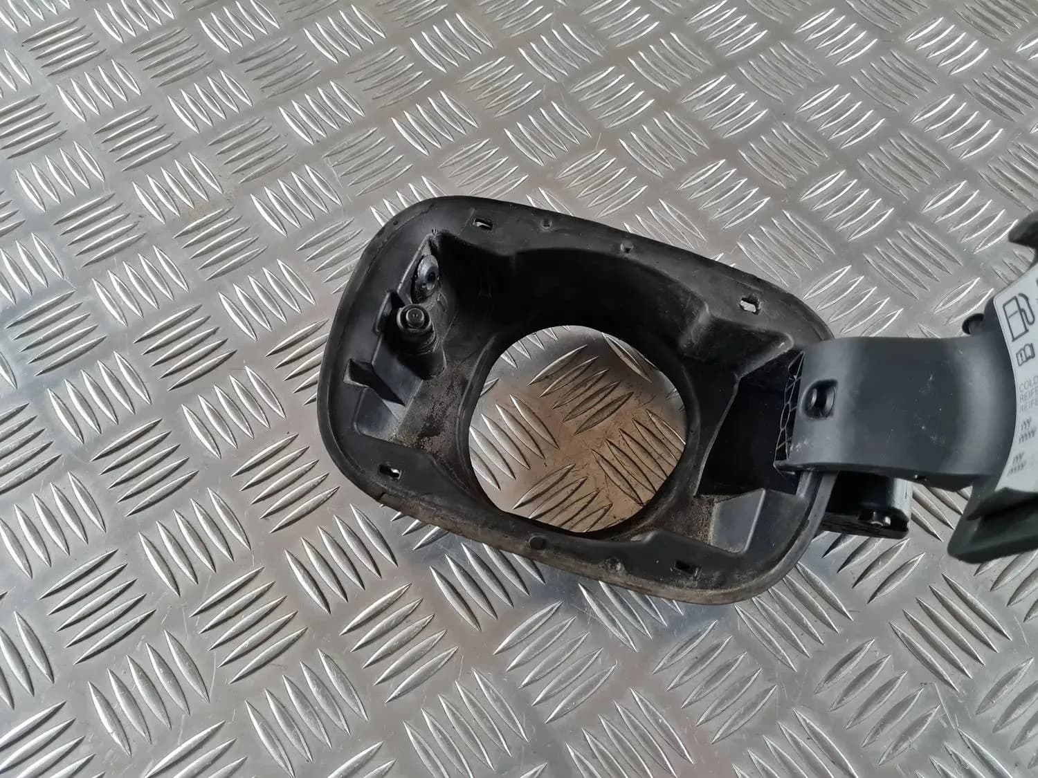Капачка на резервоара за гориво AUDI A6 2008 - foto 4