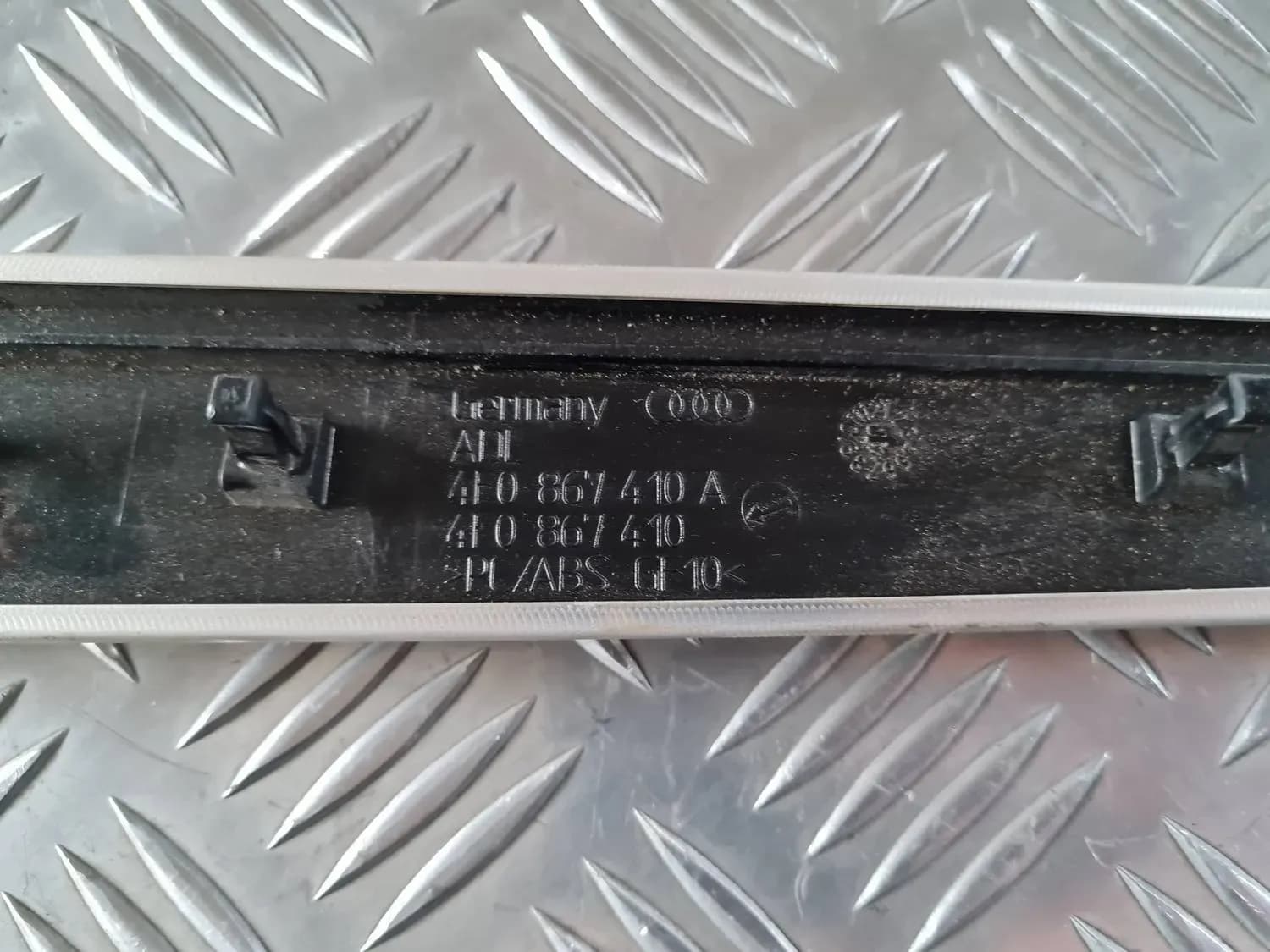 Тапицерия на вратите AUDI A6 2008 - foto 2