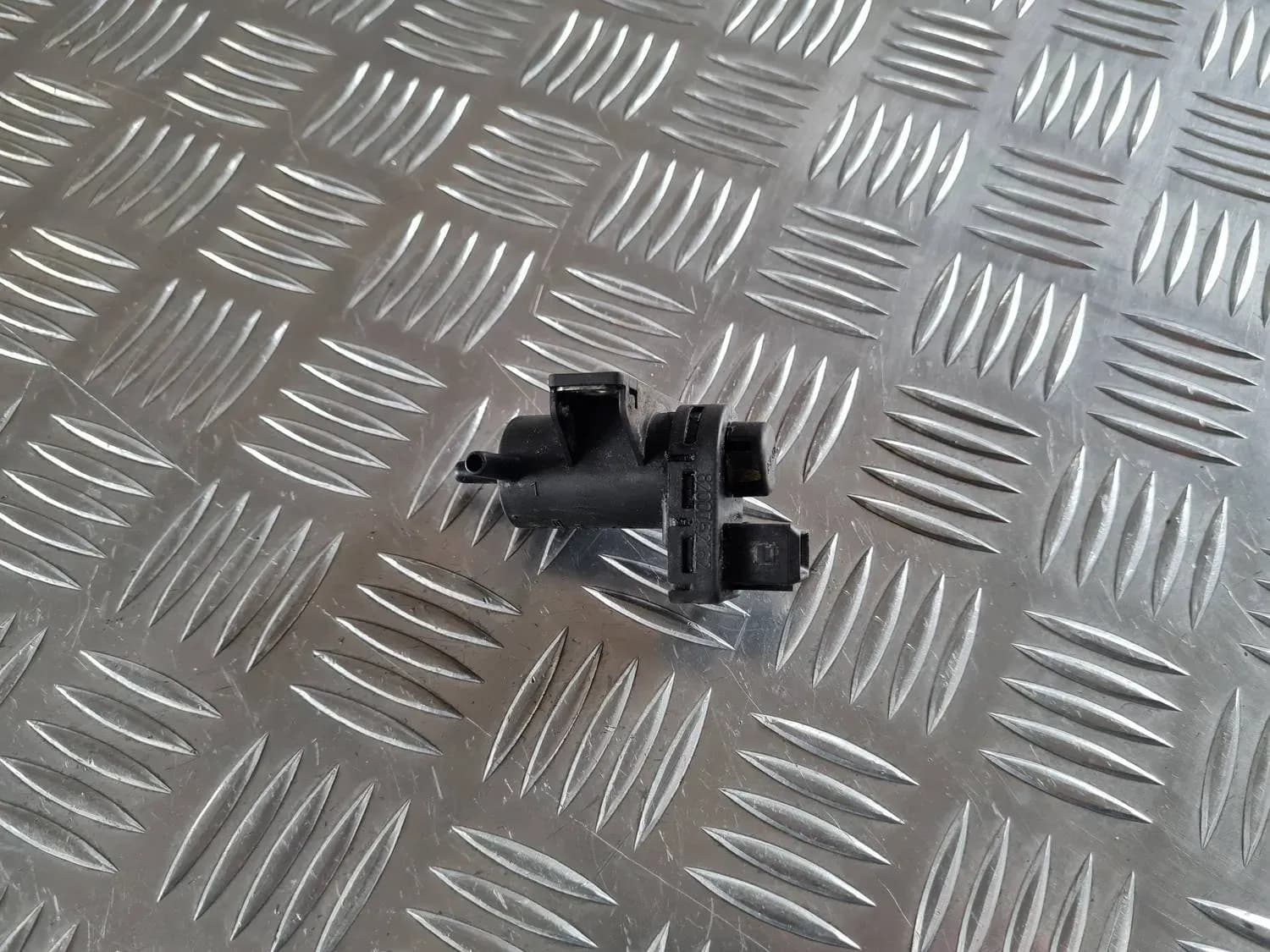 Соленоиден вакуумен клапан RENAULT SCENIC III 2011 - foto 3