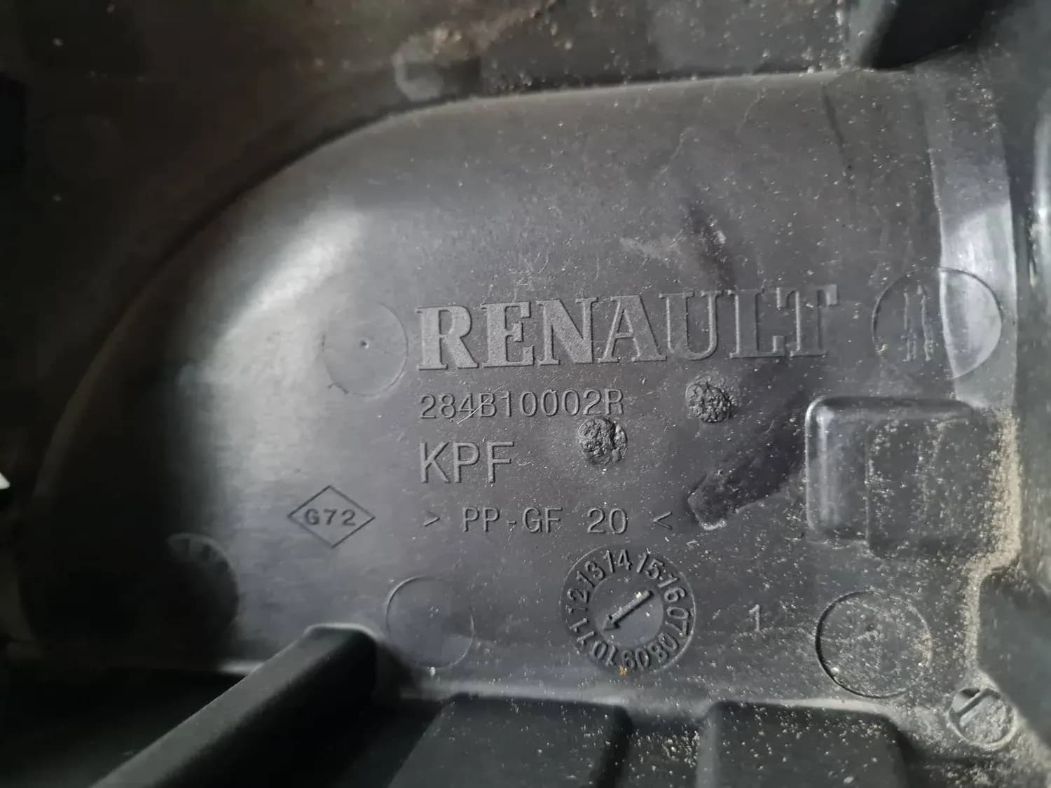 Релейна кутия с предпазители RENAULT SCENIC III 2011 - foto 5