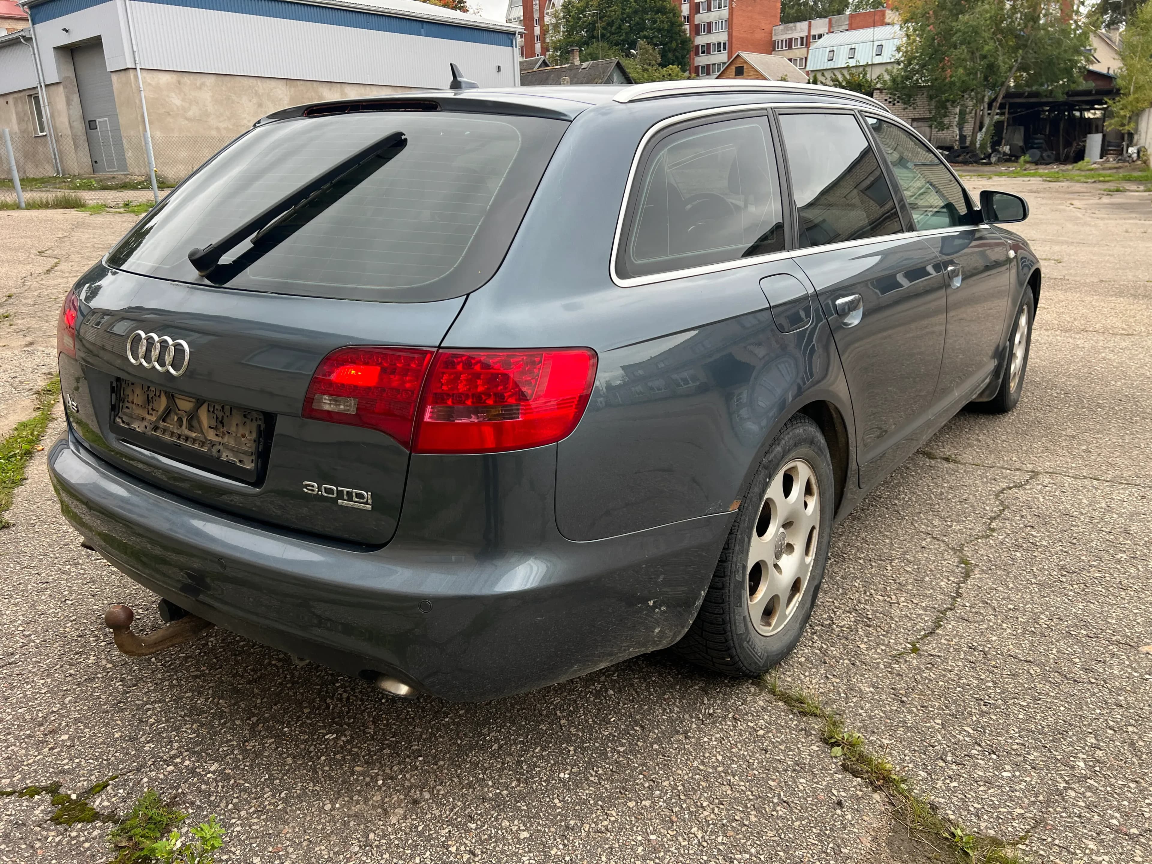 Снимка на разглобения автомобил 5