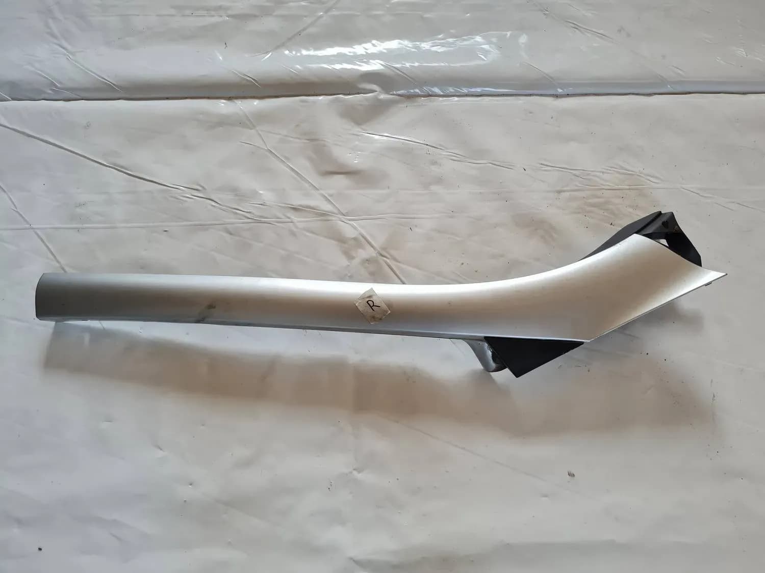 Предна скоба на носача RENAULT SCENIC III 2011 - foto 1