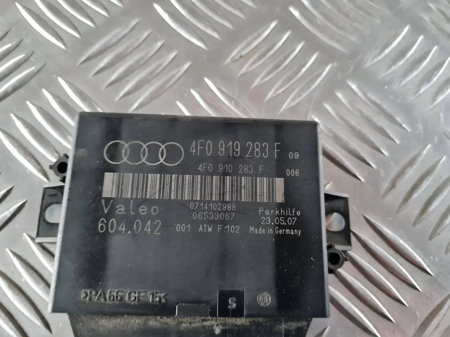 Блок за управление на сензорите за паркиране AUDI A6 2008 - foto 3