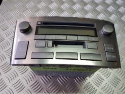Блок за CD/DVD/навигация TOYOTA AVENSIS 2004