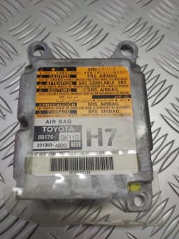 Блок за управление на въздушните възглавници TOYOTA HILUX 2009